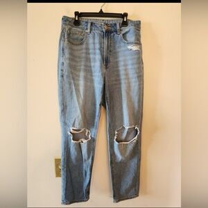 American Eagle Outfitters Light Blue Distressed Jeans